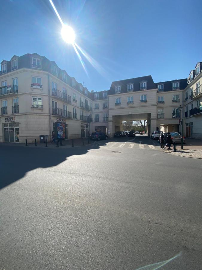 Apartamento Le Rétro Chic - T2 Haut Standing au cœur de Corbeil - 48 m2 Exterior foto